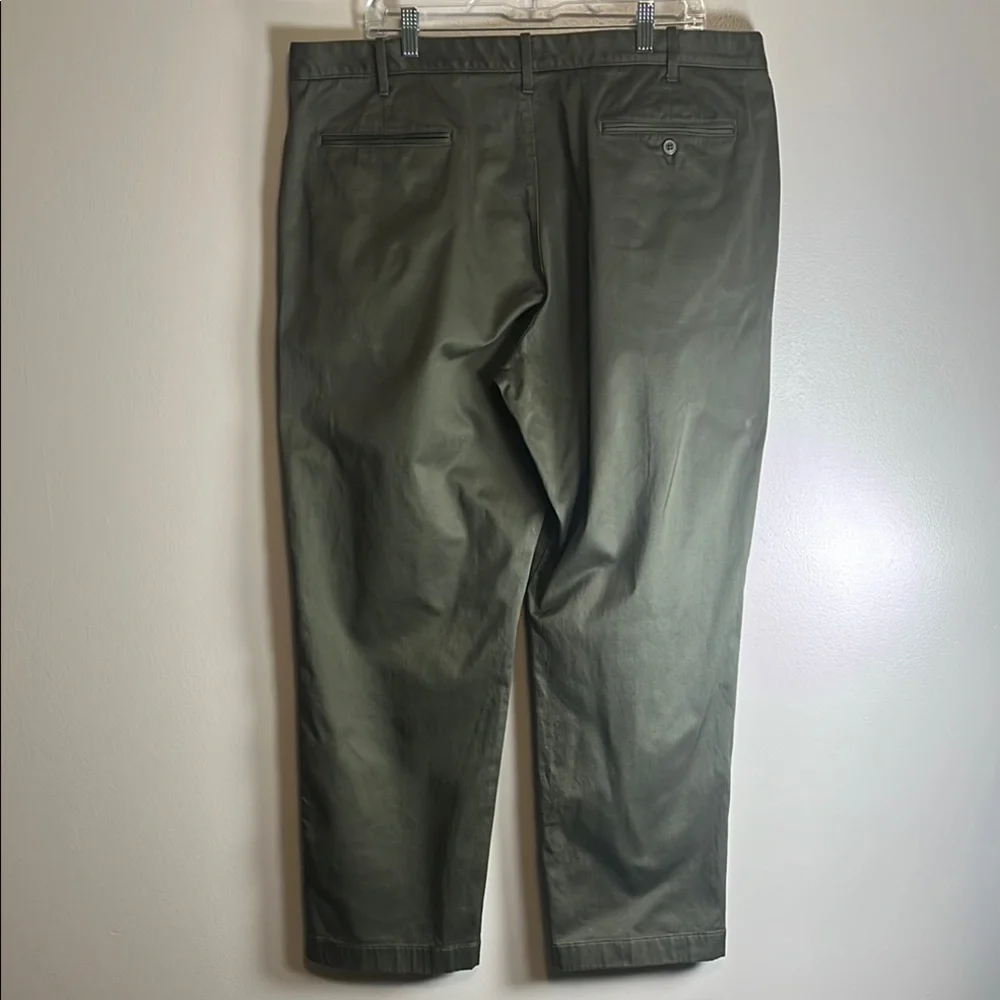 J. Crew Stretch Men's Olive Green Khaki Flat Front Pants Sz 38x32
